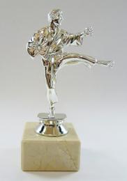 Karate figurka - MU� - st��bro F10-620S