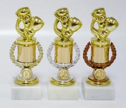 Box trofeje 33-P016