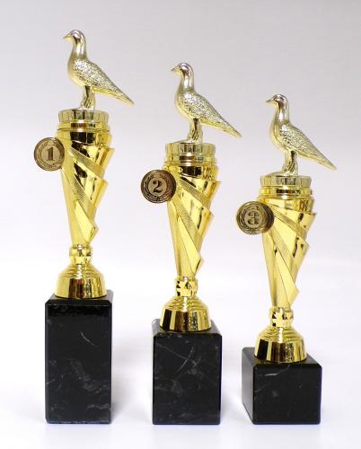 Holub trofeje s po�ad�m 117-P047