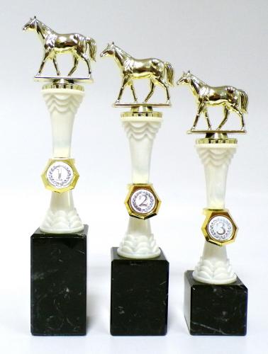 K�� trofeje s po�ad�m 121-P046