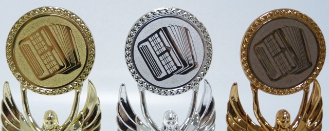 Harmonika trofeje F32-830-115 - zv�t�it obr�zek