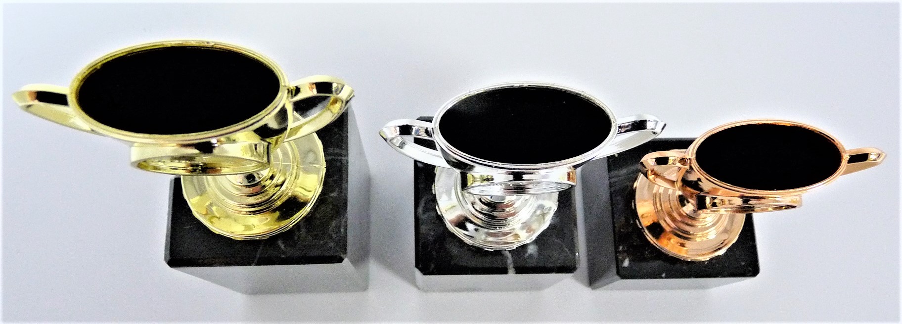 Trofeje P021-401-3 - zv�t�it obr�zek