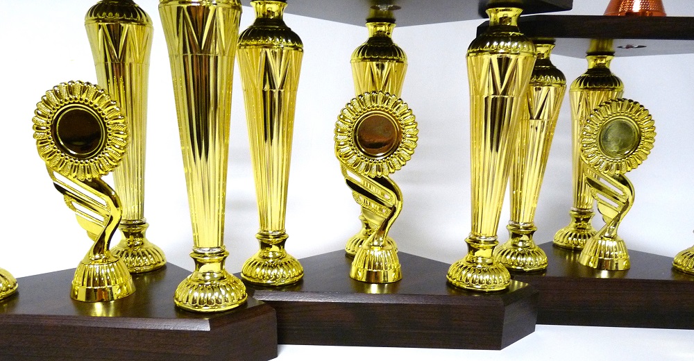 Sloupkov� trofej s po�ad�m X63-P400.01 - zv�t�it obr�zek