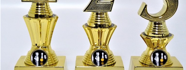 Trofeje s po�ad�m 98 - zv�t�it obr�zek